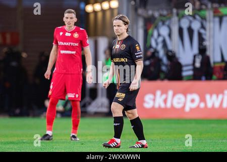 Lodz, Pologne. 01st Apr, 2024. Petteri Forsell de Korona vu lors du match de la Ligue polonaise PKO Ekstraklasa entre Widzew Lodz et Korona Kielce au stade municipal de Widzew Lodz. Score final : Widzew Lodz vs Korona Kielce 3:1. (Photo de Mikolaj Barbanell/SOPA images/Sipa USA) crédit : Sipa USA/Alamy Live News Banque D'Images