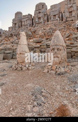 Terrasse est, Mont Nemrut, Nemrud, province d'Adiyaman, Turquie Banque D'Images