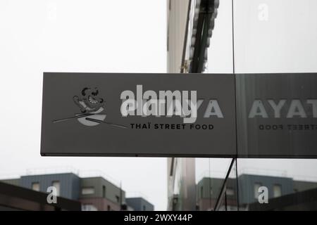 Bordeaux , France - 03 28 2024 : texte du logo pitaya et signe de marque sur l'entrée de la façade restaurant thaïlandais de Street food Banque D'Images