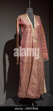 Robe féminine, Musée ethnographique d'Ankara, Ankara, Turquie Banque D'Images