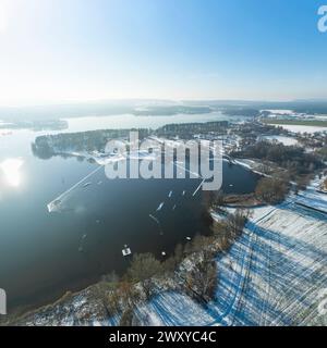 Vue hivernale de la région d'Absberg sur le lac Kleiner Brombachsee en moyenne Franconie Banque D'Images