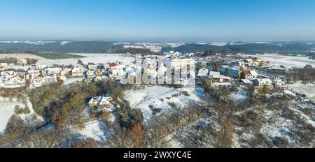 Vue hivernale de la région d'Absberg sur le lac Kleiner Brombachsee en moyenne Franconie Banque D'Images