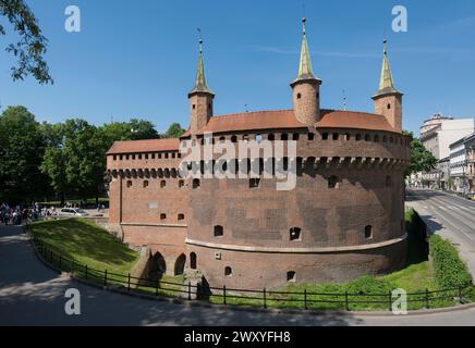 Le barbican gothique, Cracovie, Pologne Banque D'Images