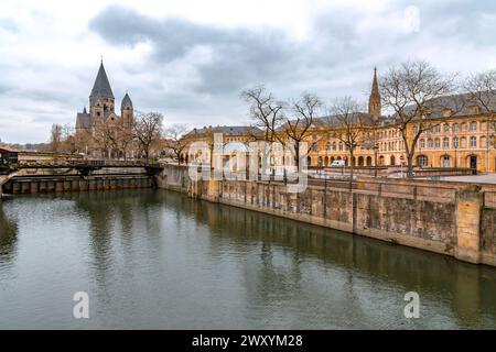 Metz, France - 23 janvier 2022 : Opéra et théâtre de Metz Métropole sur la place de la Comédie, Metz, France. Banque D'Images