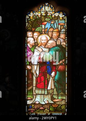Jésus-Christ, dans le jardin de Gethsémani, est trahi par son disciple Judas avec un baiser, signe aux soldats des chefs juifs de l'attraper. Banque D'Images