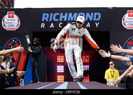 Le pilote NASCAR Xfinity Series, Parker Kligerman, est présenté pour la ToyotaCare 250 à Richmond, va, États-Unis. Banque D'Images