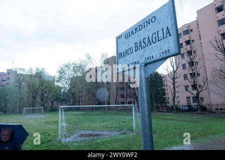 Milan, Italie. 03rd Apr, 2024. Via Litta Modignani angolo Ippocrate.Intitolazione del giardino Franco Basaglia. - Cronaca - Milano, Italia - Mercoled 3 Aprile 2024 (Foto Alessandro Cimma/Lapresse) via Litta Modignani coin Ippocrate. Nom du jardin Franco Basaglia. - Actualités - Milan, Italie - mercredi 3 avril 2024 (photo Alessandro Cimma/Lapresse) crédit : LaPresse/Alamy Live News Banque D'Images