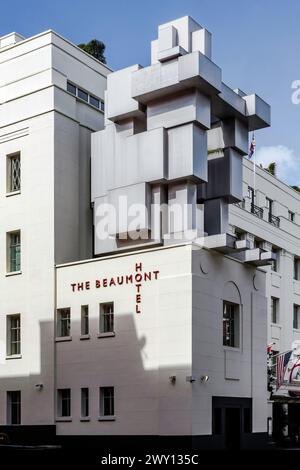 Chambre, conçue par Anthony Gormley, à l'hôtel Beaumont, Mayfair, Londres, Royaume-Uni Banque D'Images