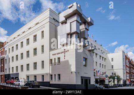 Chambre, conçue par Anthony Gormley, à l'hôtel Beaumont, Mayfair, Londres, Royaume-Uni Banque D'Images