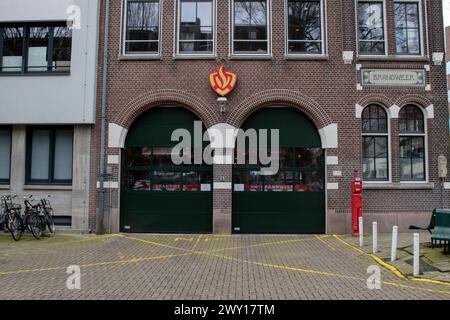 Pompiers Brandweer Victor à Amsterdam pays-Bas 4-3-2024 Banque D'Images