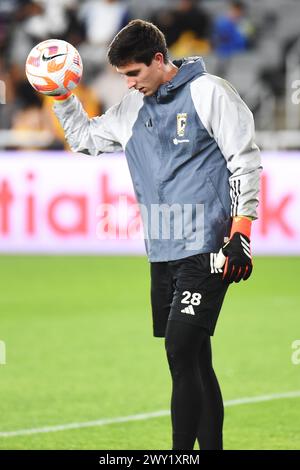 Columbus, Ohio, États-Unis. 2 avril 2024. Le gardien de Columbus Crew Patrick Schulte (28) avant d'affronter Tigres UANL dans leur match à Columbus, Ohio. Brent Clark/Cal Sport Media/Alamy Live News Banque D'Images