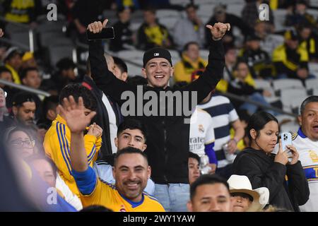 Columbus, Ohio, États-Unis. 2 avril 2024. Fans pendant le Columbus Crew et Tigres UANL match à Columbus, Ohio. Brent Clark/Cal Sport Media/Alamy Live News Banque D'Images
