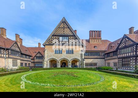 Palais de Cecilienhof dans le nouveau parc (Neuer), Potsdam, Allemagne Banque D'Images