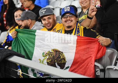 Columbus, Ohio, États-Unis. 2 avril 2024. Les fans de Tigres UANL avant le match contre l'équipe Columbus à Columbus, Ohio. Brent Clark/Cal Sport Media/Alamy Live News Banque D'Images