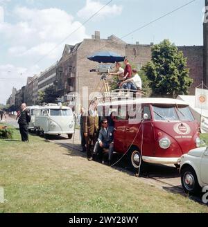 Anlass Besuch John F. Kennedy in Berlin - Sender Freies Berlin SFB - Übertragungswagen des SFB BEI US-Präsident Kennedys Besuch in Berlin, Deutschland 1963. Banque D'Images