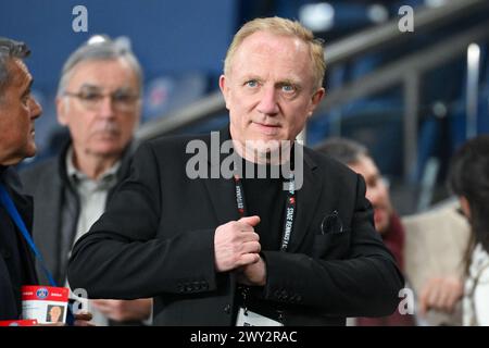 Paris, France. 03rd Apr, 2024. PARIS, FRANCE - 3 AVRIL : François-Henri Pinault lors du match de demi-finale - Coupe de France entre le Paris Saint-Germain et le stade Rennais au Parc des Princes le 3 avril 2024 à Paris, France. (Photo Matthieu Mirville/Agence BSR) crédit : Agence BSR/Alamy Live News Banque D'Images