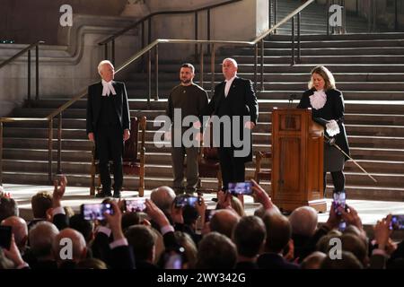 Volodymyr Zelenskyy s'adresse au Parlement Banque D'Images