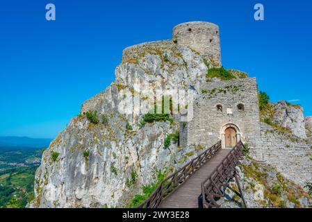 Vue panoramique de la forteresse de Srebrenik en Bosnie-Herzégovine Banque D'Images