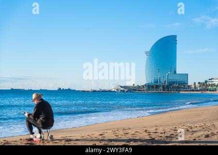 Plage au Vieux Port de Barcelone, Espagne Banque D'Images