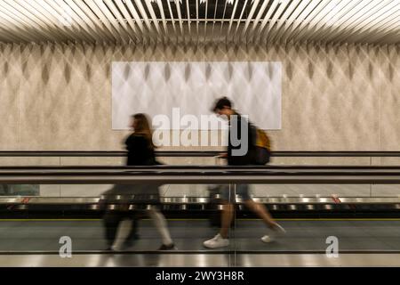 Passagers se rendant à l'aéroport, Majorque, Espagne Banque D'Images