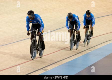 Los Angeles, Californie, États-Unis. 3 avril 2024. La Colombie remporte le sprint par équipe masculine. Crédit : Casey B. Gibson/Alamy Live News Banque D'Images