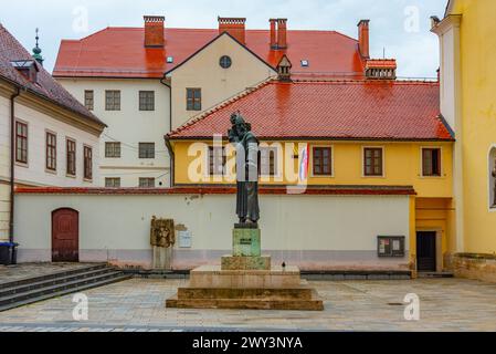 Statue de Grgur Ninski dans la ville croate Varazdin Banque D'Images