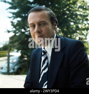 Kleine Bank mit schlechten Noten, Fernsehfilm, Deutschland 1975, Regie : Eberhard Pieper, Darsteller : Walter Kohut Banque D'Images