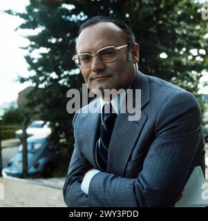 Kleine Bank mit schlechten Noten, Fernsehfilm, Deutschland 1975, Regie : Eberhard Pieper, Darsteller : Werner Kreindl Banque D'Images