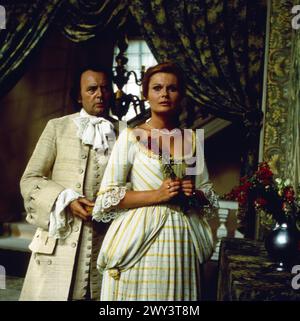 Der Menschenfeind, Fernsehfilm nach der Komödie von Molière als Aufzeichung aus dem Thalia Theater in Hamburg, Deutschland 1976, Régie : Rudolf Noelte, Darsteller : Will Quadflieg, Johanna Liebeneiner Banque D'Images