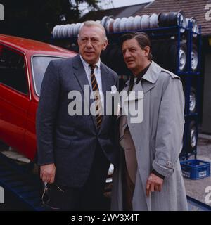 Derrick, ZDF Krimi-Serie, Deutschland, 1987, Folge : Nachtstreife, Regie : Dietrich Haugk, Szene : Horst Tappert und Hans Brenner Banque D'Images