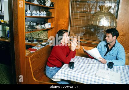 Renate Blume, deutsche Schauspielerin, mit Sohn Alexander Reed in San Francisco, USA UM 2000. Banque D'Images