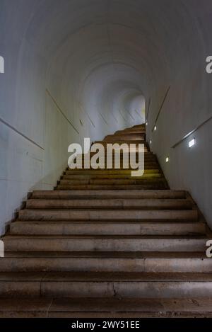 Escalier intérieur du mausolée Njegos au Monténégro Banque D'Images