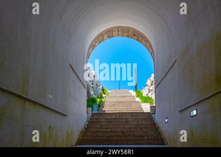 Escalier intérieur du mausolée Njegos au Monténégro Banque D'Images