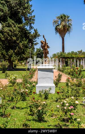 La roseraie dans le Parque General San Martin, Mendoza, Province de Mendoza, Argentine. Banque D'Images