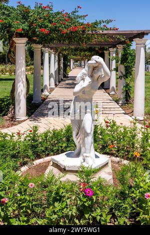 La roseraie dans le Parque General San Martin, Mendoza, Province de Mendoza, Argentine. Banque D'Images