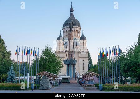 Vue matinale de la Dormition de la cathédrale métropolitaine de la mère de Dieu à Cluj-Napoca, Roumanie Banque D'Images