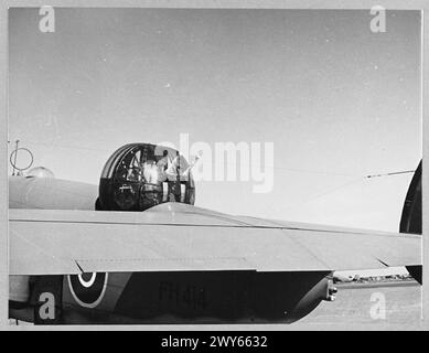 LE BOMBARDIER LÉGER LOCKHEED 'VENTURA' EN SERVICE AVEC LA R.A.F. - [photo publiée en 1943] pour l'histoire, voir CH.8256. Tourelle de canon du Ventura. , Royal Air Force Banque D'Images