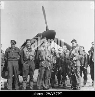 HOMMES ET MACHINES DE L'ESCADRON DE CHASSE "CHINA BRITISH" - pour l'histoire voir CH.5477 images -pilotes de l'escadron. , Royal Air Force Banque D'Images