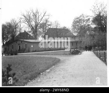 LES TROUPES QUI AVANCENT atteignent CELLE - vues générales du Stalag XIB. , Armée britannique, 21e groupe d'armées Banque D'Images