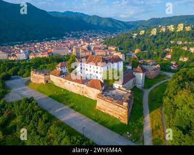 La forteresse-sur-Straja dans la ville roumaine Brasov Banque D'Images