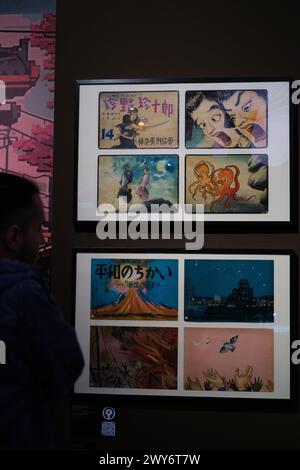 Vue de l'exposition 'L'ART DU MANGA' au COAM à Madrid, 4 avril 2024 Espagne Banque D'Images