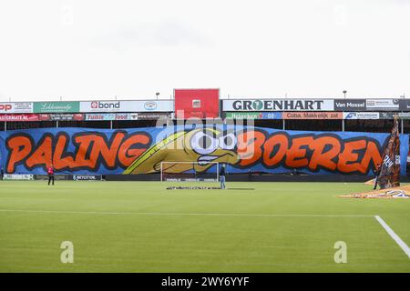 Volendam, pays-Bas. 04th Apr, 2024. VOLENDAM, 04-04-2024, Kras Stadium, saison 2023/2024 football néerlandais Eredivisie. Bannière dans le stand crédit : Pro Shots/Alamy Live News Banque D'Images