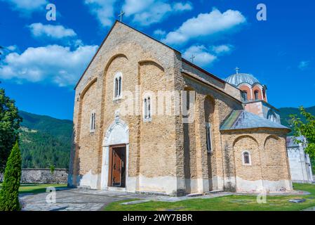 Monastère de Studenica pendant une journée ensoleillée en Serbie Banque D'Images