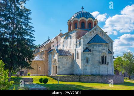 Monastère de Studenica pendant une journée ensoleillée en Serbie Banque D'Images