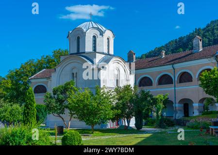 Monastère de Studenica pendant une journée ensoleillée en Serbie Banque D'Images
