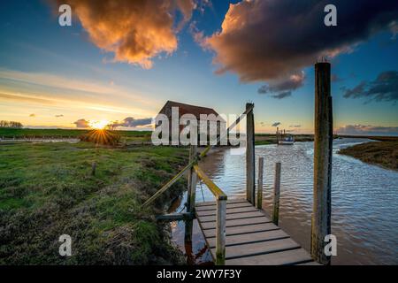 Thornham Old Harbour au coucher du soleil, Thornham, Norfolk, Angleterre, Royaume-Uni Banque D'Images