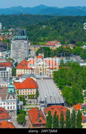 Vue aérienne de la place Kongresni trg à Ljubljana, Slovénie Banque D'Images