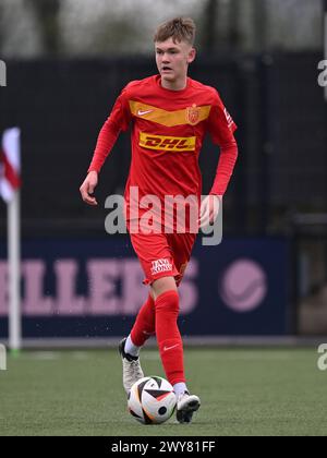 AMSTERDAM - Villads Rutkjaer FC Nordsjaelland U17 lors du match Ajax future Cup 2024 entre CF Pachuca O17 et FC Nordsjaelland O17 au complexe sportif de Toekomst le 1er avril 2024 à Amsterdam, pays-Bas. ANP | Hollandse Hoogte | GERRIT VAN COLOGNE Banque D'Images