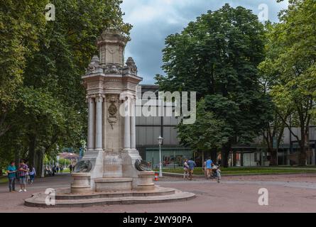 Fontaine dans le parc Dona Casilda Iturrizar, Bilbao, Espagne Banque D'Images