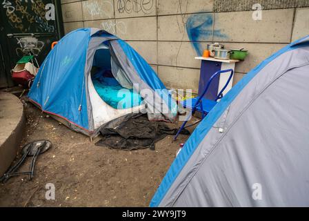 Paris, France, migrants tentes Camp , Précarité, scène de rue sans-abri Banque D'Images